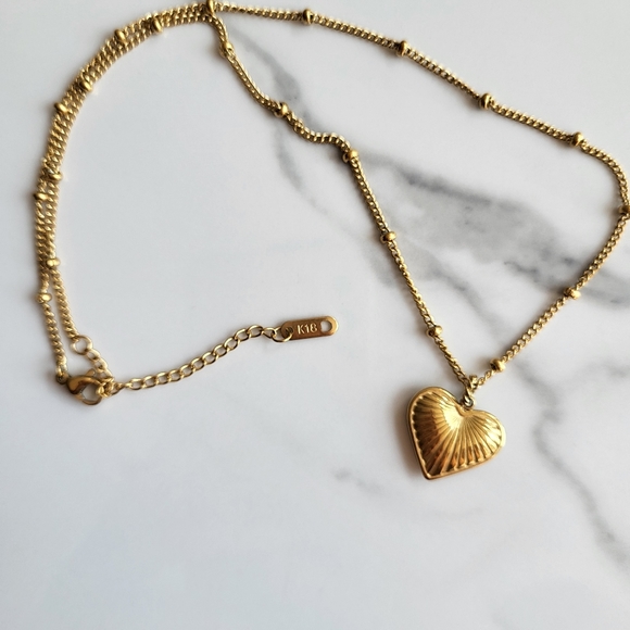 18K Gold Plated Love Heart Pendant with Dainty Gold Chain - Picture 1 of 6